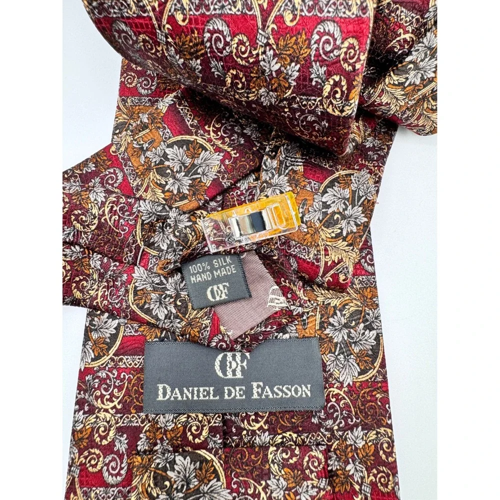 Daniel de Fasson Men's Necktie Floral Silk Burgundy Gold Woven‎ Pattern